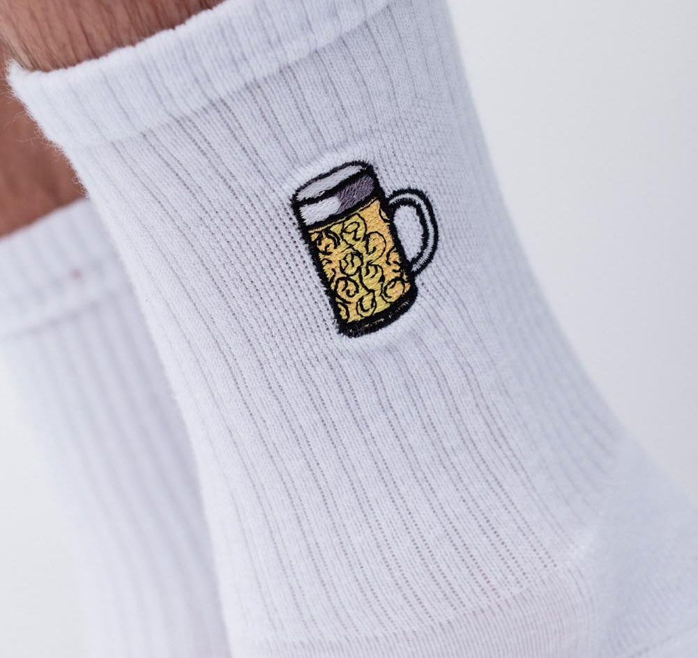 Jarra de Cerveza | Calcetines de algodón orgánico bordados