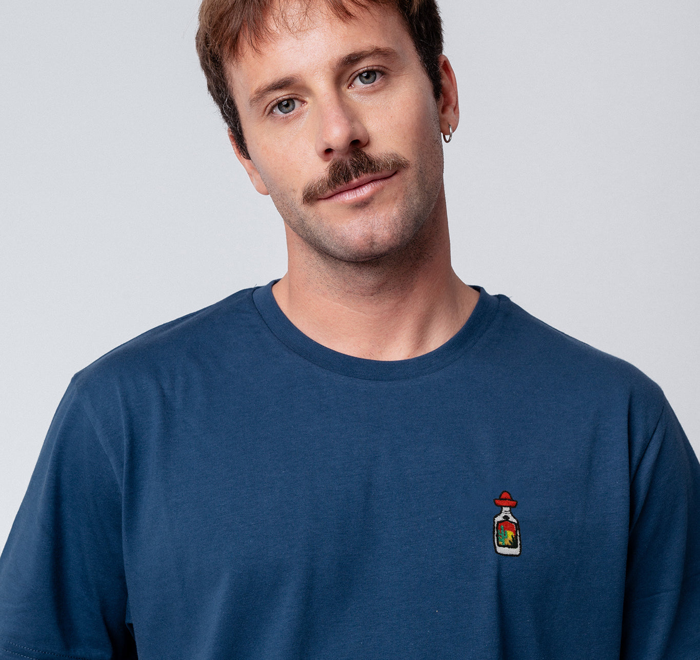 Sierra Tequila | Besticktes Bio Baumwoll Unisex T-Shirt