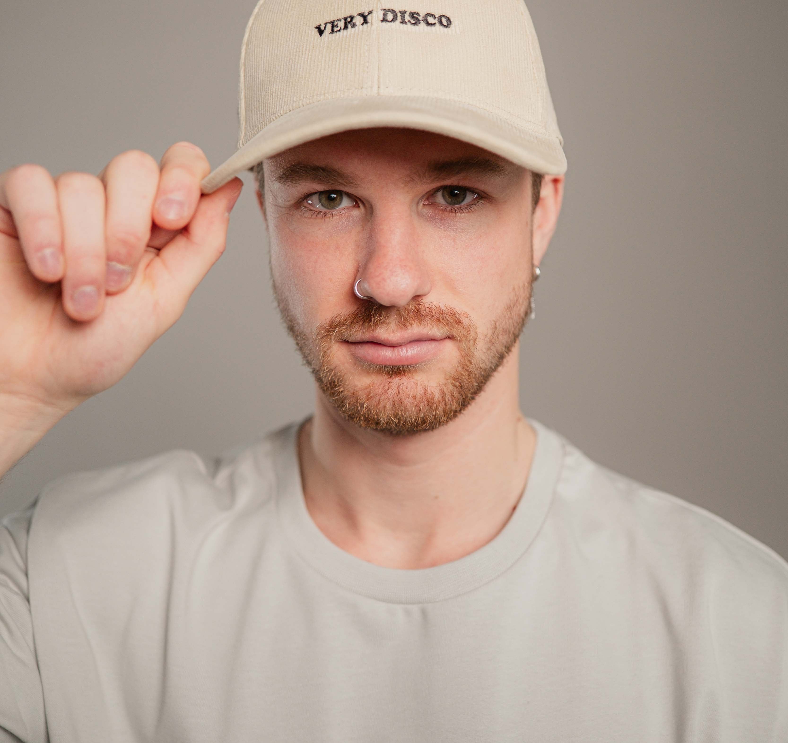 Very Disco  | Bestickte Bio Baumwoll Cord Cap