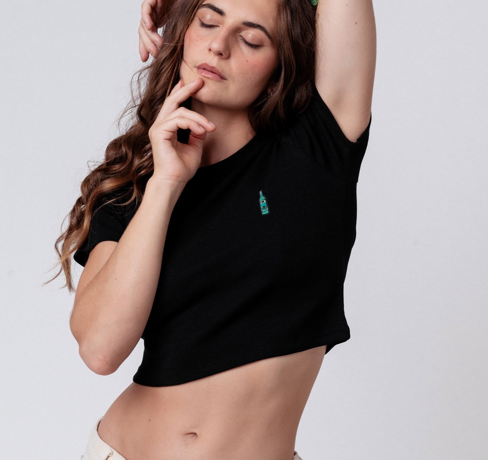 Pfeffi | Besticktes Bio Baumwoll Cropped T-Shirt