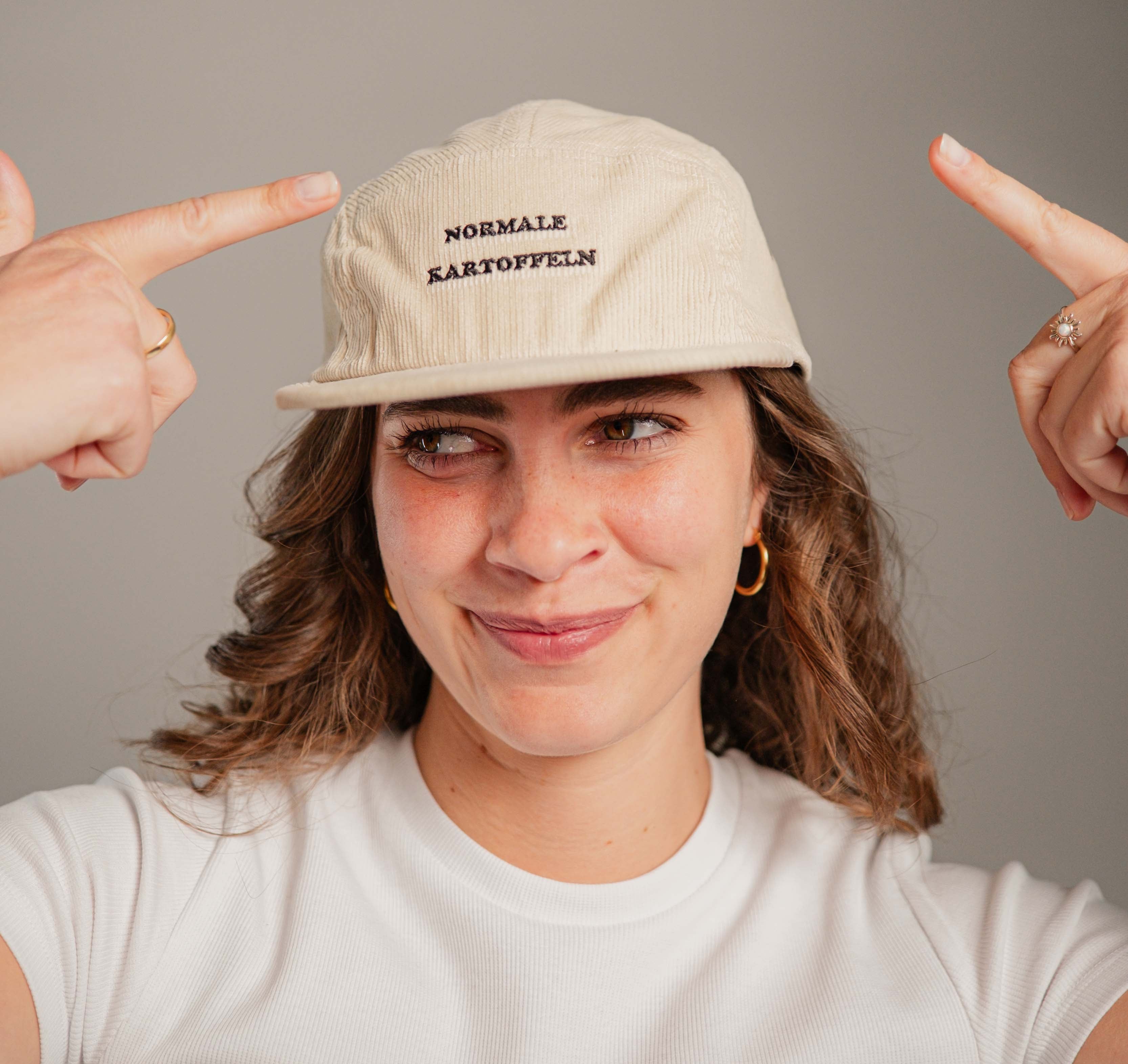 Normale Kartoffel | Bestickte Bio Baumwoll Cord Cap