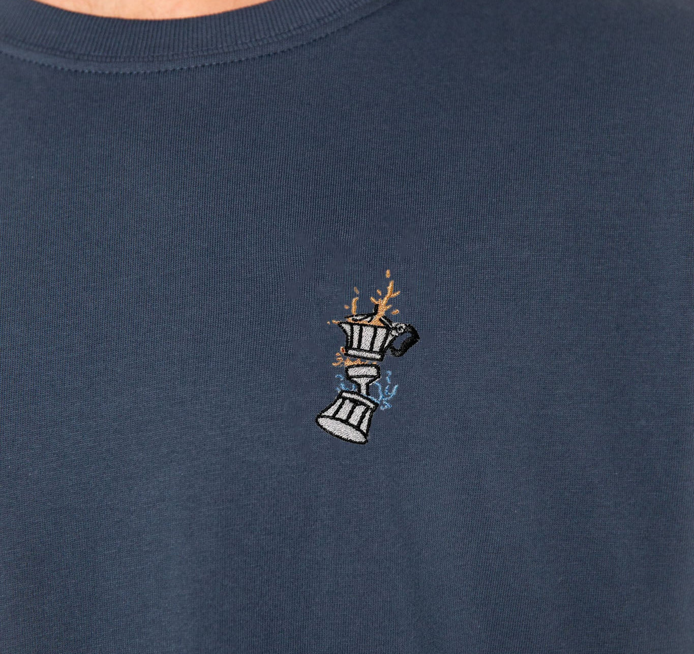 Espressokocher Boom | Besticktes Organic Bio Baumwoll Unisex T-Shirt