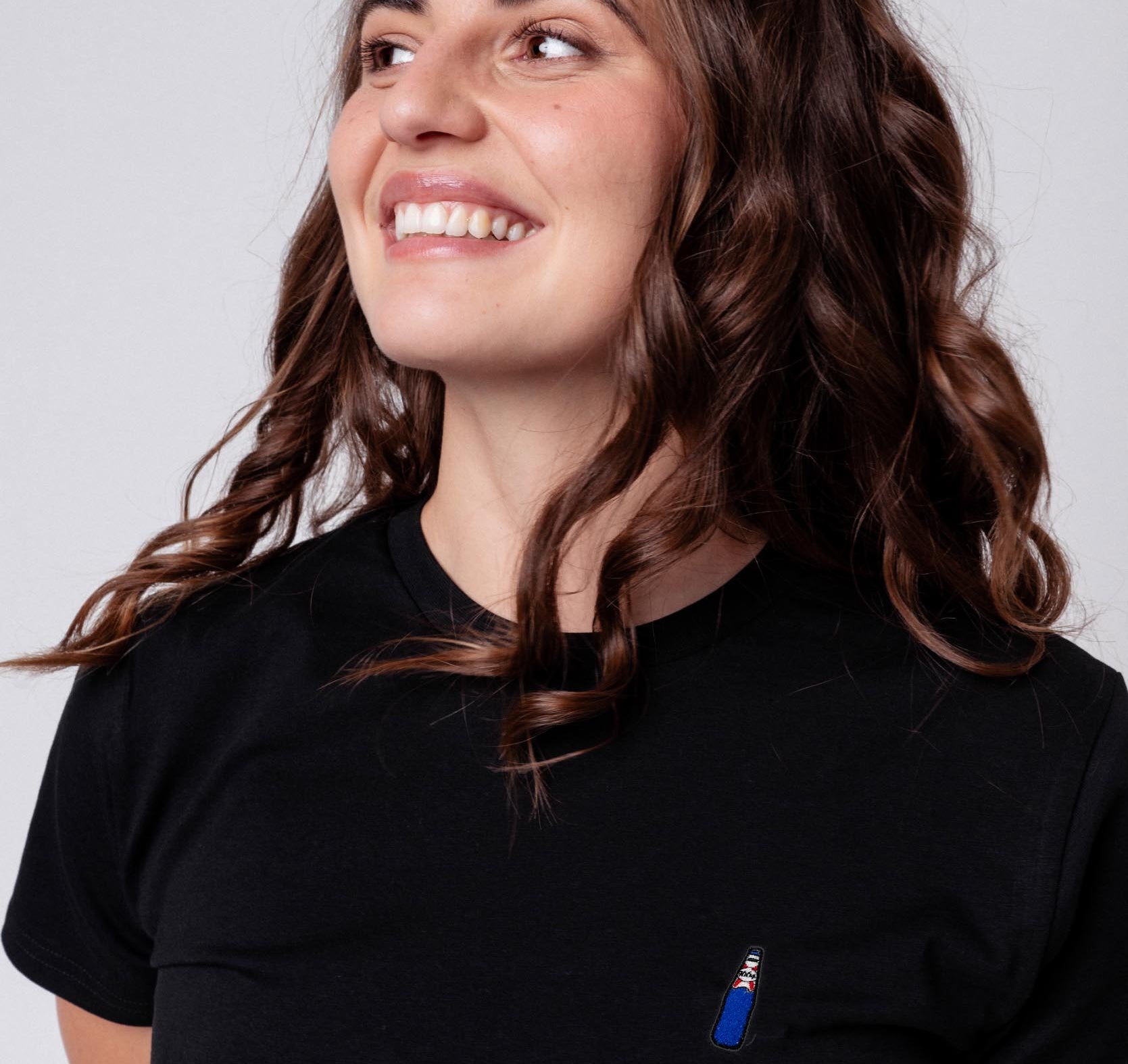 blanc 1664 | Besticktes Bio Baumwoll Frauen T-Shirt