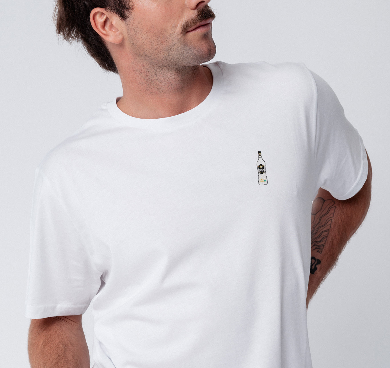 Mangaroca Batida de Côco | Besticktes Bio Baumwoll Unisex T-Shirt
