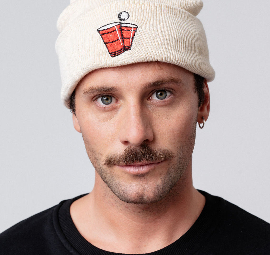 Beerpong | Gorro de algodón orgánico bordado