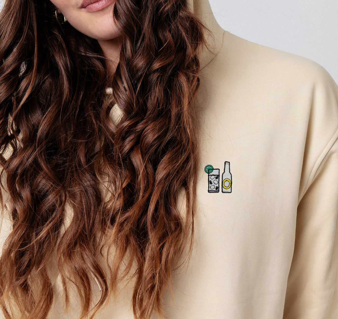 Gin Tonic | Sudadera bordada con capucha de algodón orgánico para mujer